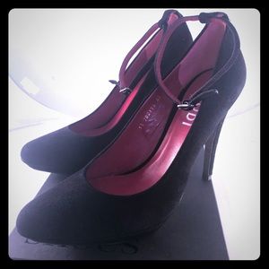 Black Suede pumps with ankle strap size 40